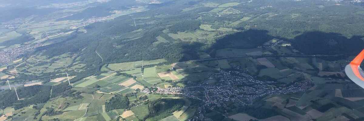 Flugwegposition um 14:11:15: Aufgenommen in der Nähe von Kassel, Deutschland in 1836 Meter